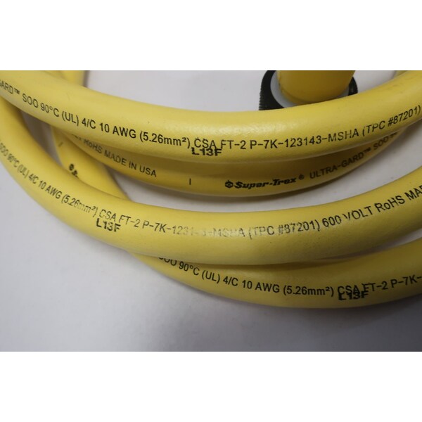 Cable de 12 pies con conector macho de 4 pines a 90 grados - MA115421F012
