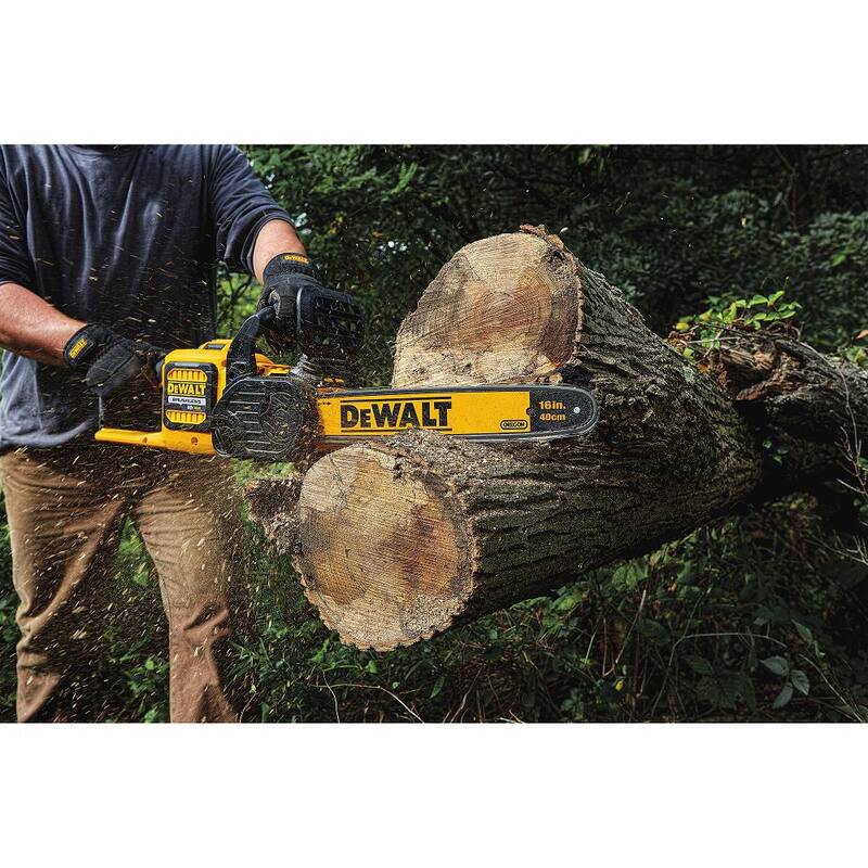 Kit de motosierra inalámbrica DEWALT FLEXVOLT 60V MAX de 16 pulgadas sin escobillas con batería y cargador (1 batería FLEXVOLT 2 Ah) - DCCS670T1