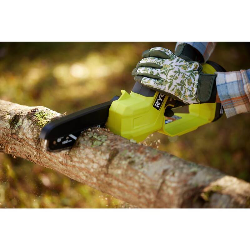 RYOBI ONE+ 18V 6 pulgadas. Sierra de poda compacta inalámbrica con batería (herramienta solamente) - PCLCW01B