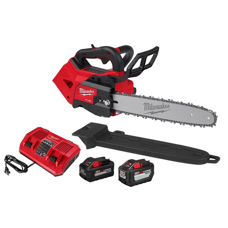 Si traducimos este título omitiendo la marca del producto, sería: "Sierra de cadena con mango superior Milwaukee M18 FUEL de 14 pulgadas, batería de iones de litio de 18V sin escobillas, con kit que incluye batería de 8.0 Ah, batería de 12 Ah y cargador rápido - 2826-22T"