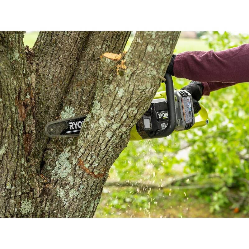 RYOBI ONE+ HP 18V Brushless Whisper Series 12 pulgadas Motosierra a batería con cadena extra, barra y aceite para cadena, batería de 6.0 Ah y cargador - P2570-CMB1