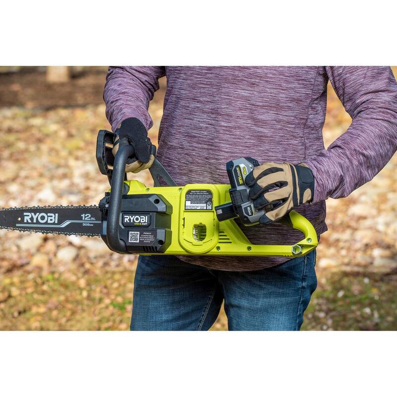 RYOBI ONE+ HP 18V Brushless Whisper Series 12 pulgadas Motosierra a batería con cadena extra, barra y aceite para cadena, batería de 6.0 Ah y cargador - P2570-CMB1