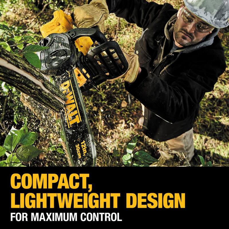 DEWALT 20V MAX 12in. Kit de sierra eléctrica inalámbrica sin escobillas con batería (1) de 5Ah, cargador y estuche - DCCS620P1W6KBOX