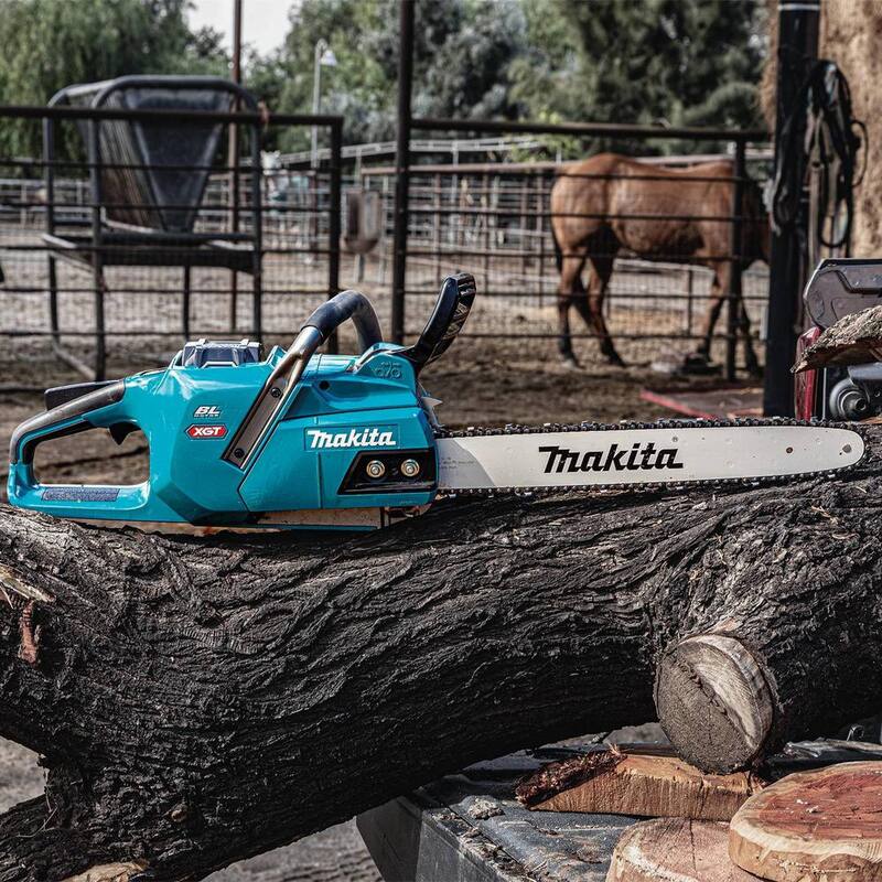 Makita XGT 18 pulgadas 40V max Kit de motosierra eléctrica con batería sin escobillas (5.0Ah) - GCU04T1