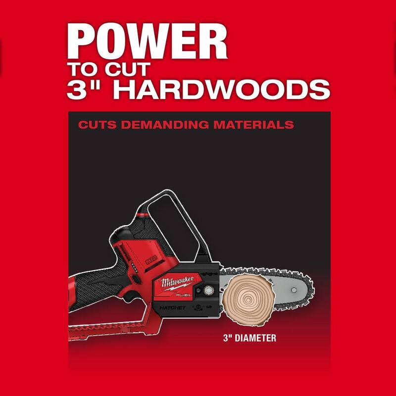 Milwaukee M12 FUEL 6 in. 12V Sierra de poda eléctrica inalámbrica con batería de iones de litio sin escobillas HATCHET con batería de alto rendimiento de 2.5 Ah - 2527-20-48-11-2425