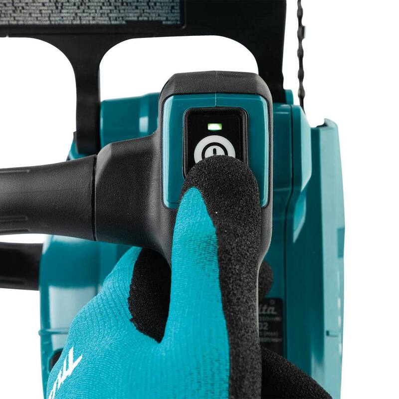 Si tradujera "Makita XGT" sería "Makita XGT 16 pulg. 40V máx. motosierra eléctrica inalámbrica sin escobillas con mango superior (Herramienta solamente) - GCU03Z"