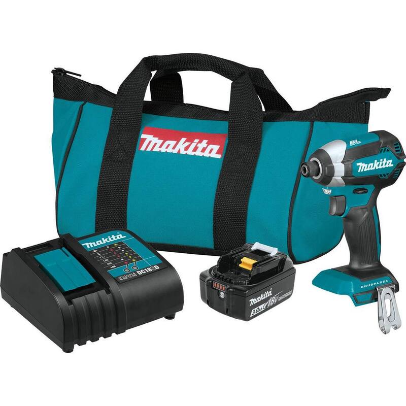 Kit de motosierra Makita 18V X2 (36V) LXT con batería Li-Ion BL (4 baterías 5.0Ah) y kit de destornillador de impacto 18V LXT de regalo (3.0Ah) - XCU04PT1-XDT131