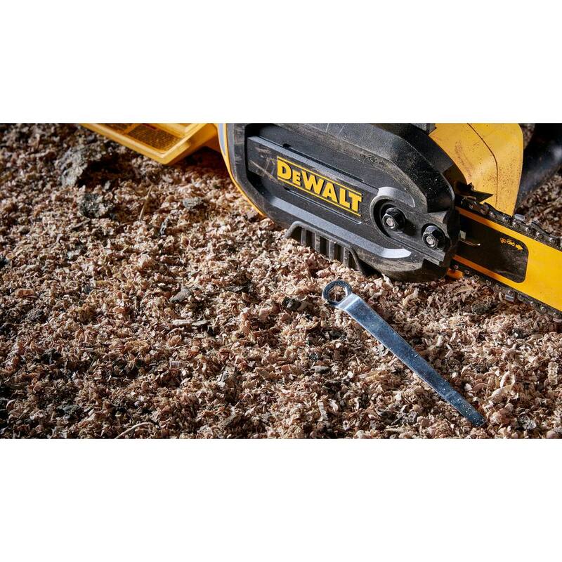 Si quieres traducir el título sin mencionar la marca del producto, sería: "Sierra eléctrica de cable de 18 pulgadas y 15 amperes DEWALT - DWCS600"
