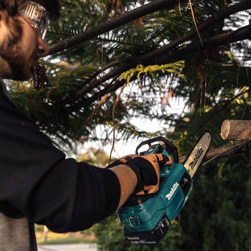 Kit de motosierra eléctrica Makita LXT 12 in. 18V de ion de litio sin escobillas con mango superior (4.0 Ah) con batería 18V LXT 4.0Ah - XCU10SM1BL1840B