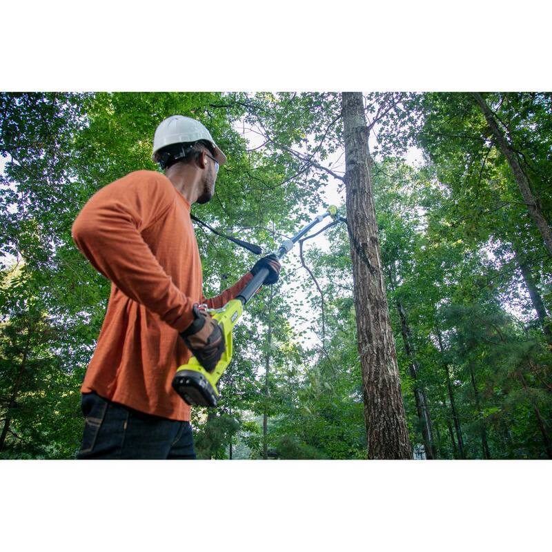 RYOBI ONE+ 18V 8 pulg. Sierra de poste inalámbrica con batería de 1.3 Ah y cargador - P4361