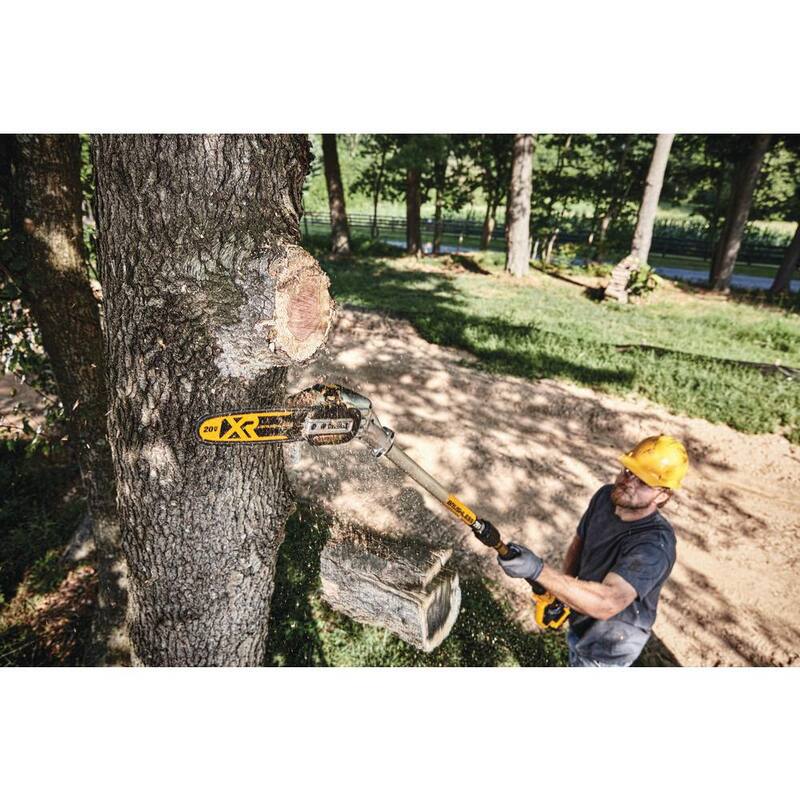 DEWALT 20V MAX 8 pulgadas. Kit de sierra de poste inalámbrica sin escobillas con batería y cargador (1) de 4 Ah - DCPS620M1