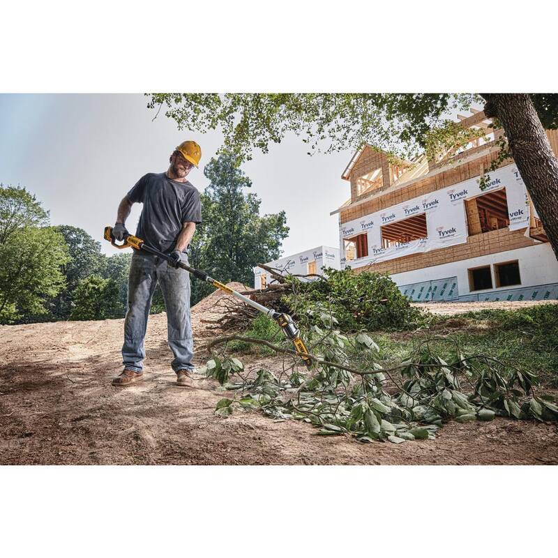 DEWALT 20V MAX 8in. Sierra de poste y motosierra inalámbrica con batería con barra y cadena de 8 pulgadas (34 eslabones) - DCPS620BWSB8608