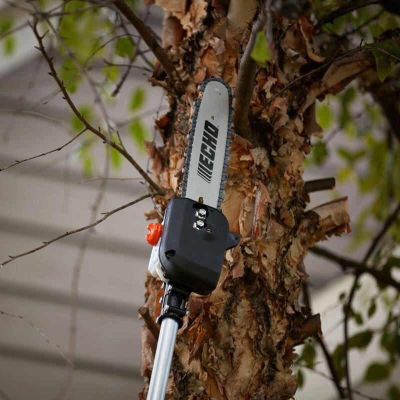 ECHO eFORCE 10 in. Bar 56V Cordless Battery Powered Pole Saw w/Fixed Shaft Proporcionando 12 ft. de alcance Batería 2.5Ah y cargador - DPPF-2100C1