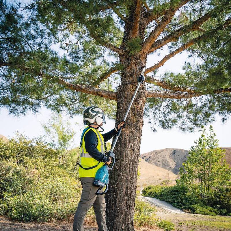 Makita XGT 10 pulg. 40V máx. Sierra de poda eléctrica inalámbrica sin escobillas Kit, 8 ft. de longitud (4.0Ah) - GAU01M1