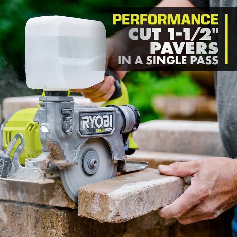 Si no traduzcas la marca del producto, el título sería: Sierra de azulejos húmedos/secos portátil inalámbrica de mampostería RYOBI ONE+ HP 18V (herramienta solamente) - PBLHTS01B