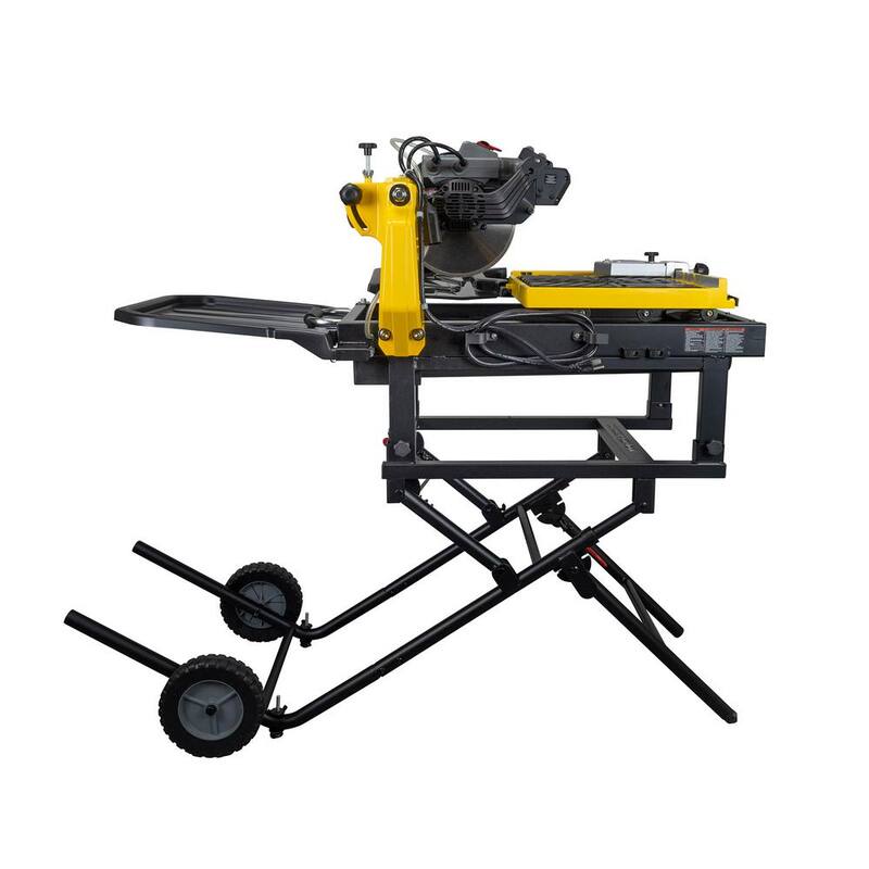 Si bien mencionaste que no se debe traducir la marca del producto, aquí está la traducción del título completo:

Cortadora de azulejos profesional QEP 900XT 2.25 HP 10 pulgadas - 61900Q
