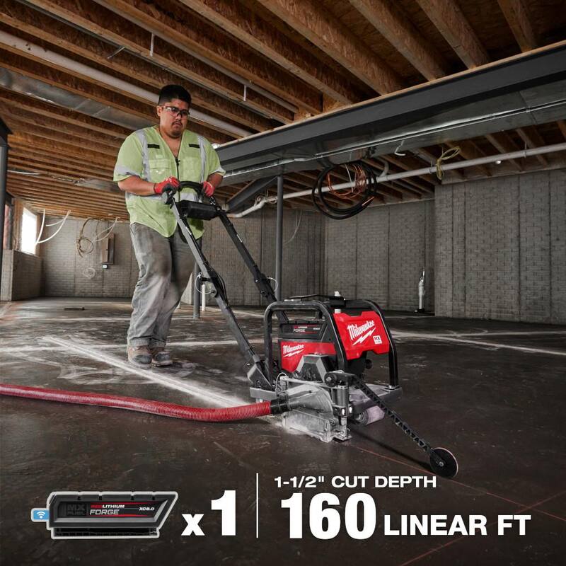 Sierra de concreto verde de 6 pulgadas Milwaukee MX FUEL con (3) baterías XC 8.0 y Super Cargador - MXF316-2XC-MXFXC608