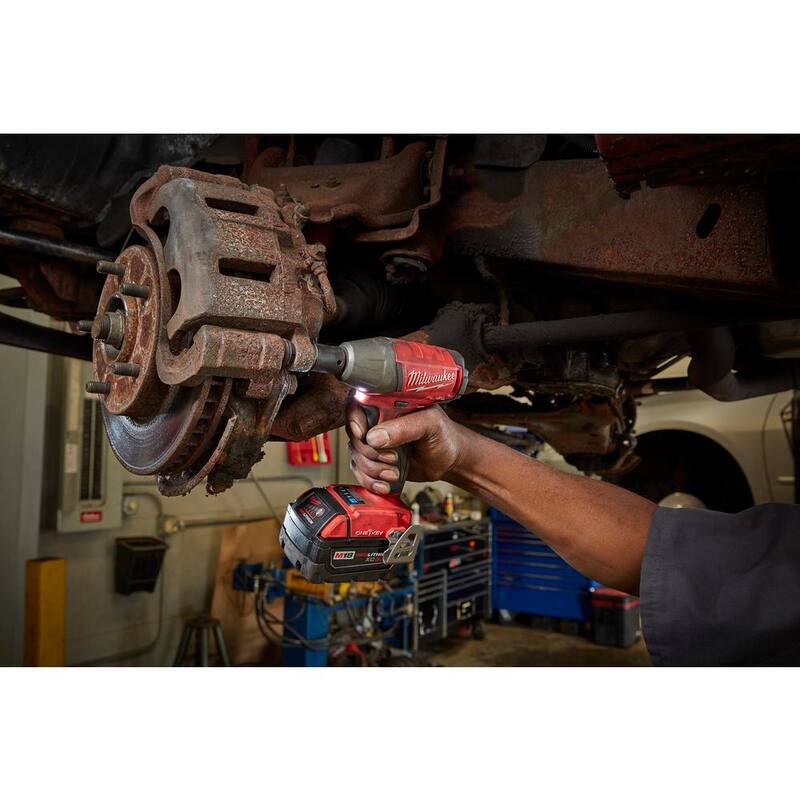 Llave de impacto inalámbrica sin escobillas Milwaukee M18 FUEL ONE-KEY de 18V de 1/2 pulgada con retención de pasador (herramienta solamente) - 2759-20
