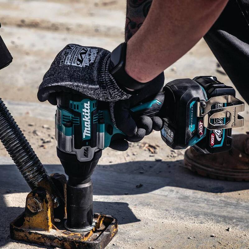 Juego de llave de impacto sin escobillas Makita 40V máx XGT de 4 velocidades y torque medio de 1/2 pulg., con batería de 2.5Ah y un bono de amoladora angular sin escobillas XGT de 5 pulgadas - GWT08D-GAG13Z