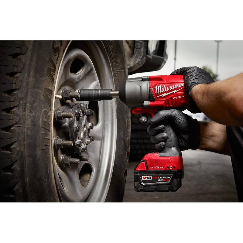 Milwaukee M18 FUEL ONE-KEY 18V Li-Ion Brushless Cordless 1/2 in. Ext Anvil Controlled Torque Impact Wrench w/Resistant Batteries - 2769-22R

Llave de impacto inalámbrica Milwaukee M18 FUEL ONE-KEY 18V Li-Ion sin escobillas de 1/2 in. con control de torque y baterías resistentes - 2769-22R