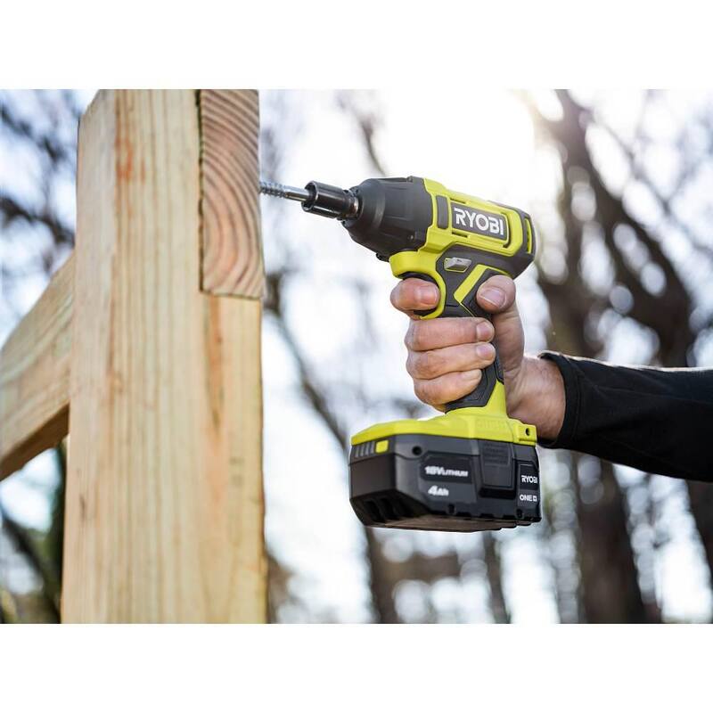 RYOBI ONE+ 18V Llave de Impacto Inalámbrica de 3/8 pulgadas con (1) Batería de 1.5 Ah y Cargador - PCL250K1