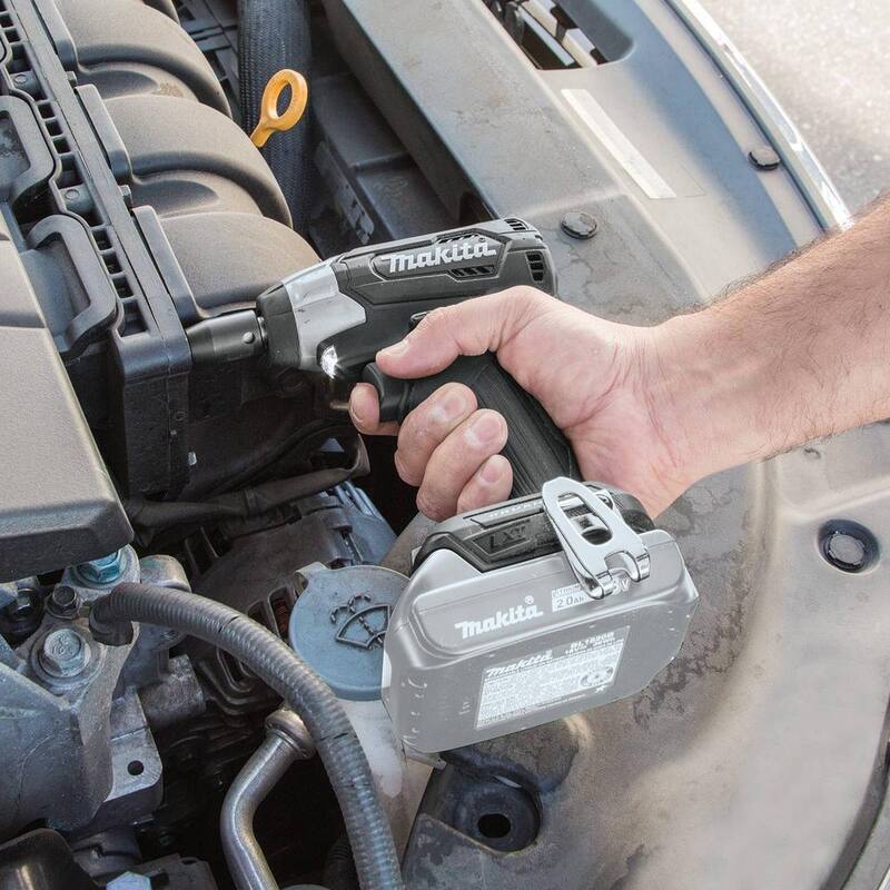 Llave de impacto inalámbrica sin escobillas de litio compacta de 18V LXT de Makita 1/2 pulg. Cuadrado (herramienta solo) - XWT13ZB