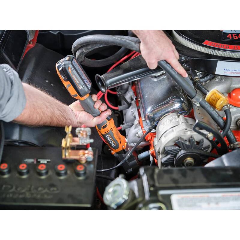 Llave de impacto angular derecha inalámbrica subcompacta sin escobillas RIDGID de 18V con protector (Herramienta solamente) - R8720B-AC13B06