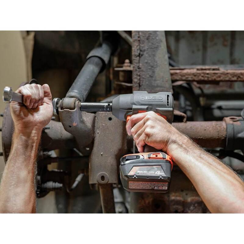 Llave de impacto inalámbrica RIDGID 18V sin escobillas de 1/2 pulgada (herramienta únicamente) y bota protectora - R86012B-AC13B01N