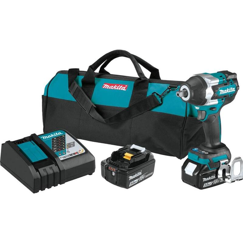 Juego de llave de impacto inalámbrica sin escobillas 1/2 in. Makita 18V LXT con yunque detente, 5.0Ah con juego de vasos de impacto 1/2 in. - XWT18T-A-96372