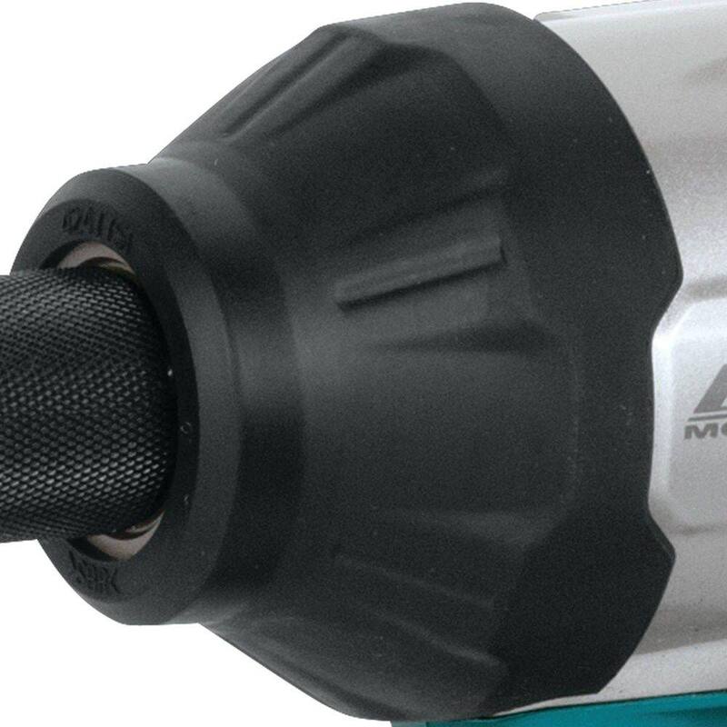 Juego de llave de impacto inalámbrica de alto torque con mandril hexagonal de 7/16 pulgadas y batería de iones de litio LXT de 18V sin escobillas de Makita, con (2) baterías de 5.0Ah y bolsa - XWT09T