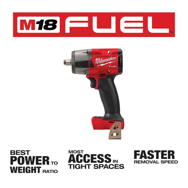 Llave de impacto a batería sin escobillas de torsión media Milwaukee M18 FUEL Gen-2 de 18V con anillo de fricción y juego de dados SAE (19 piezas) - 2962-20-49-66-7012
