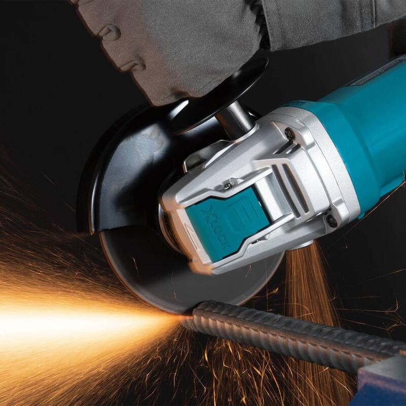 Amoladora angular con cable de 13 amperes y 5 pulgadas X-LOCK de Makita con bono de rueda de 36 granos GA5080-E0042425 (cantidad de 25)