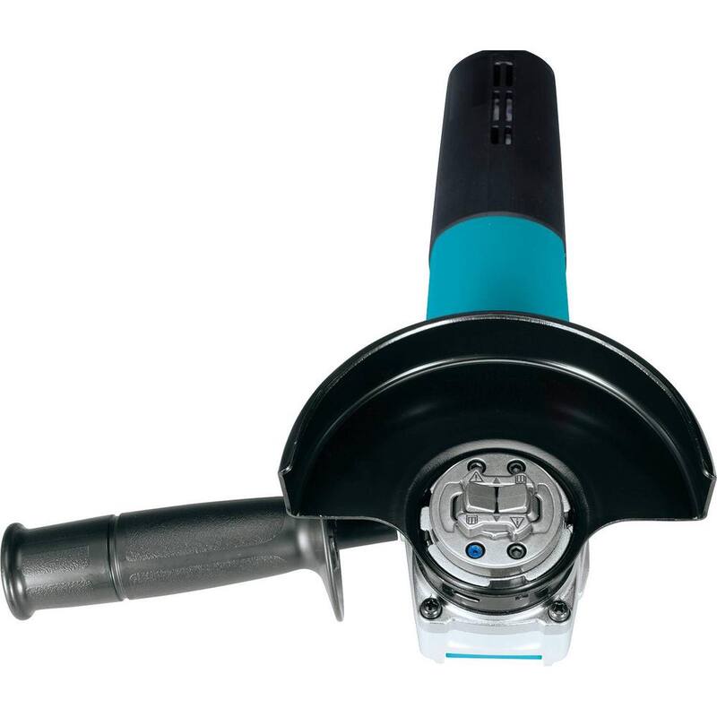 Amoladora angular con cable de 13 amperios de 5 pulgadas X-Lock de Makita con bono (cantidad 4) X-Lock 3 pulgadas Cepillo de copa de alambre de acero al carbono recubierto de latón crimpado - GA5080-D72671x4