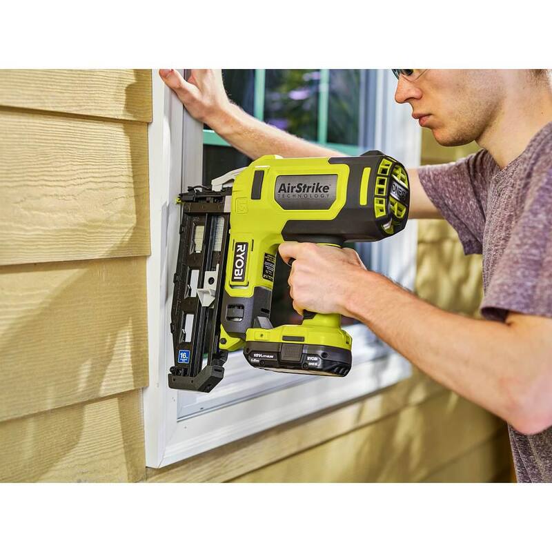 Clavadora inalámbrica para acabados de calibre 16 RYOBI ONE+ 18V AirStrike (solamente herramienta) - P326