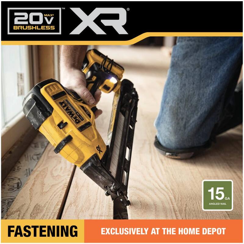 DEWALT 20V MAX XR Clavadora de acabado inalámbrica de 15 gauges de iones de litio - DCN650D1