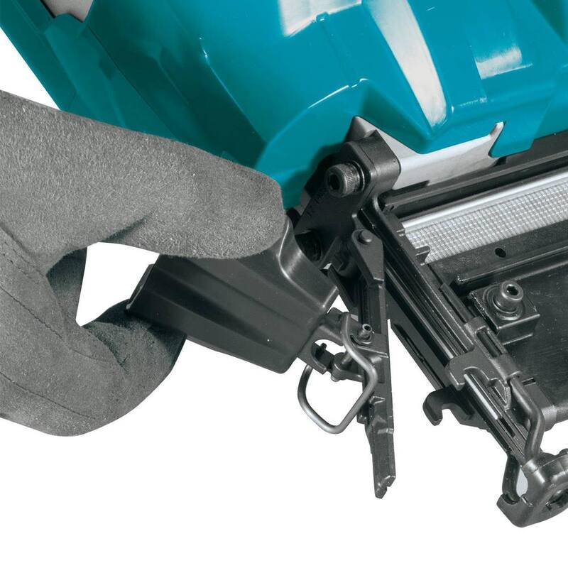 Makita 18V LXT Lithium-Ion 16-Gauge Inalámbrico 2-1/2 in. Clavadora Recta para Acabados (Herramienta Únicamente) - XNB02Z