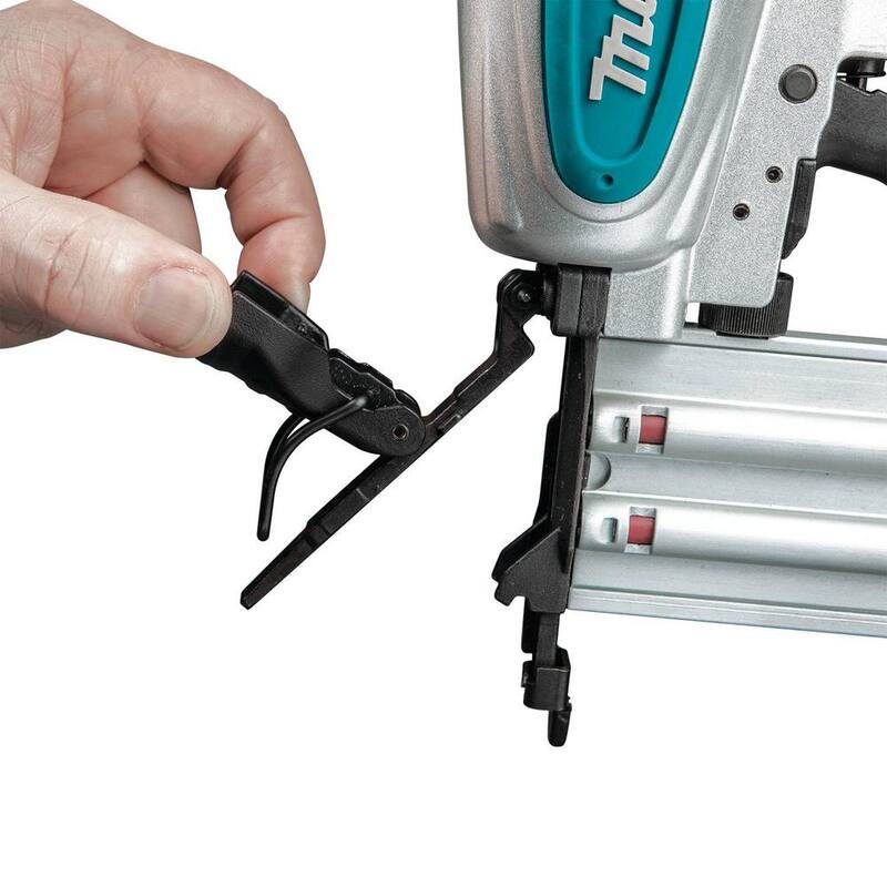 Makita Clavadora neumática de calibre 18 de 2 pulgadas - AF506