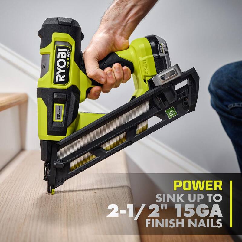 Clavadora de acabado angular RYOBI ONE+ HP 18V Brushless inalámbrica de 15 calibres a 34 grados (Herramienta solamente) - PBL375B