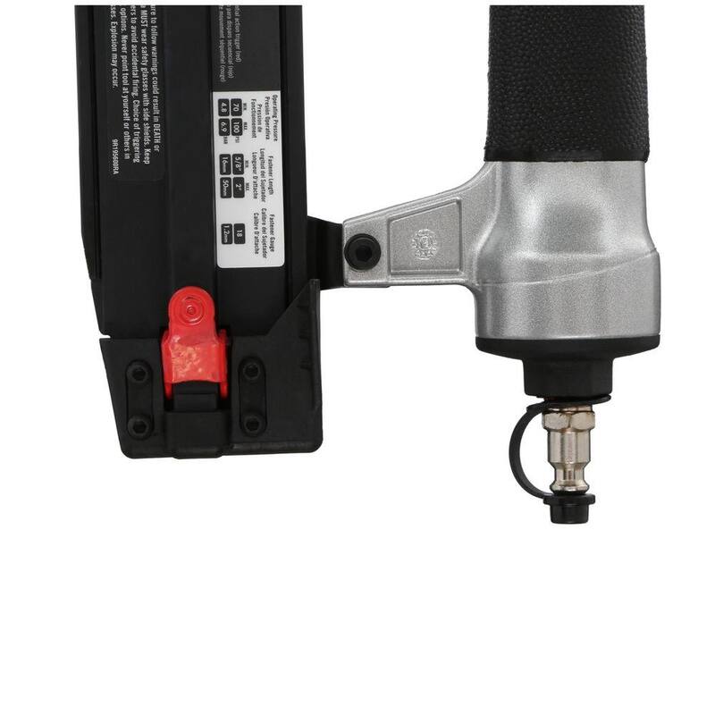 Clavadora neumática para clavos Brad de calibre 18 - BN200SB de Porter-Cable