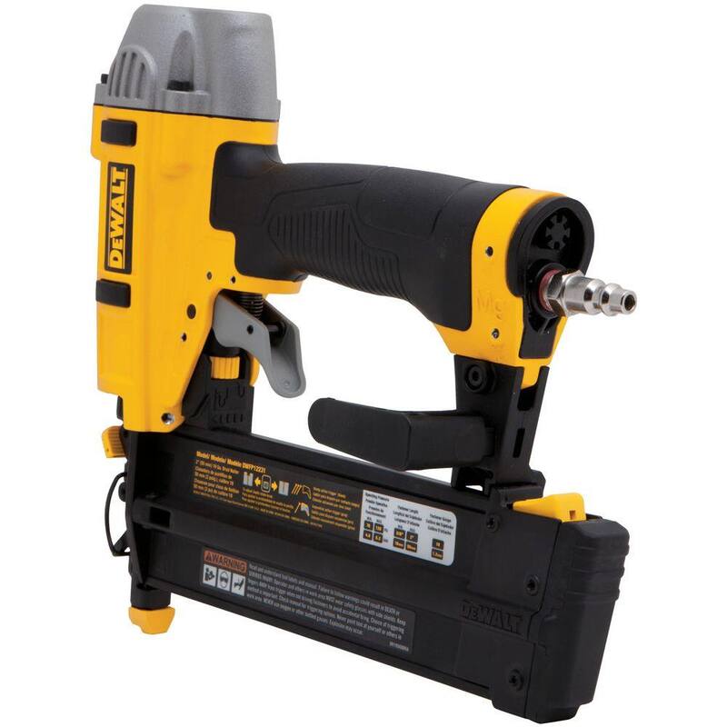 DEWALT Clavadora neumática de 18 calibres de 2 pulgadas con estuche de transporte - DWFP12231