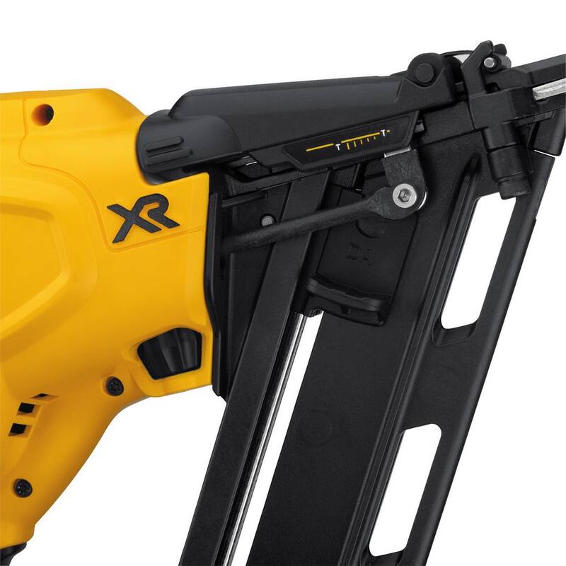 Kit de Clavadora Inalámbrica DEWALT 20V MAX XR de Iones de Litio de 15-Gauge y Clavos de Acabado Angulados de 2 pulgadas de 15-Gauge (2500 Piezas) - DCN650D1W200-2
