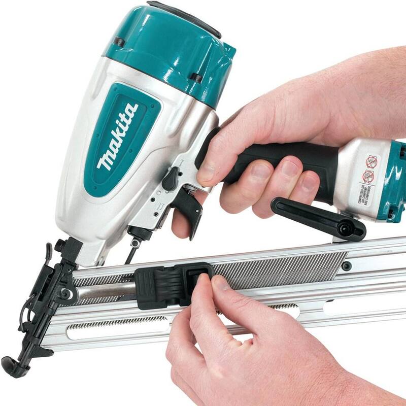 Clavadora de acabado angular de calibre 15 de Makita de 2-1/2 pulgadas de aire comprimido - AF635