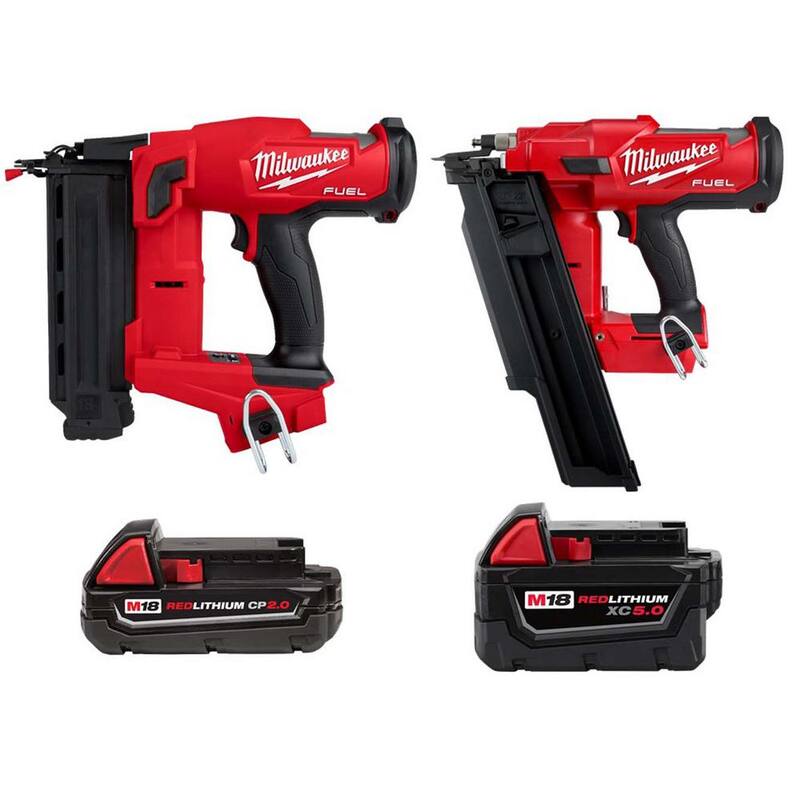 Milwaukee M18 FUEL Clavadora inalámbrica de brad calibre 18, Clavadora de armazón de 21 grados M18 de 3 1/2 pulgadas, Batería M18 de 2.0 Ah, Batería XC M18 de 5.0 Ah - 2746-20-48-11-1820-2744-20-48-11-1850