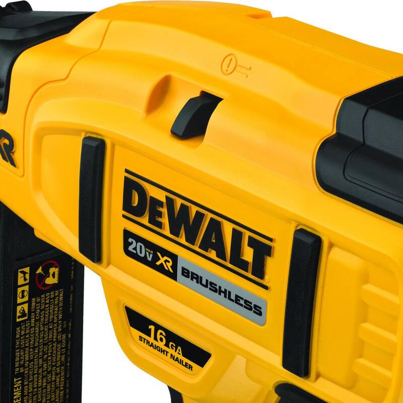 DEWALT 20V MAX XR Clavadora inalámbrica de acabado de 16 calibres de ion de litio, (1) Batería de 3.0Ah y Cargador - DCN662W230C