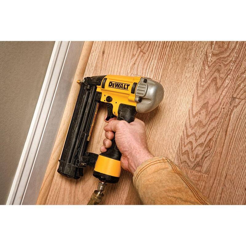 Clavadora neumática de calibre 18 DEWALT con clavos de metal de calibre 18 de 2 pulgadas (2500 por paquete) - DWFP12233W200-2