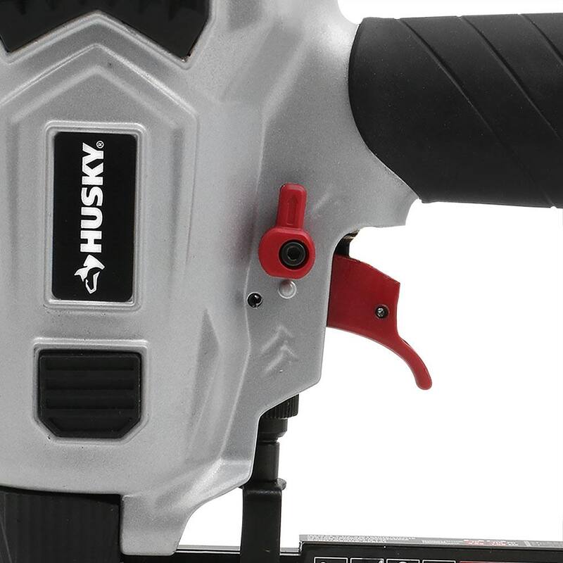 Husky Clavadora neumática de calibre 18 de 2 pulgadas - DPBR50
