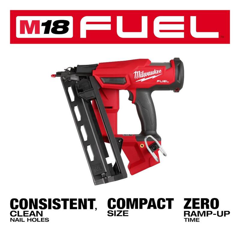 Milwaukee M18 FUEL 18-Volt Lithium-Ion Brushless Cordless Gen II 16-Gauge Angled Nailer con M18 Oscillating Multi-Tool - 2841-20-2626-20