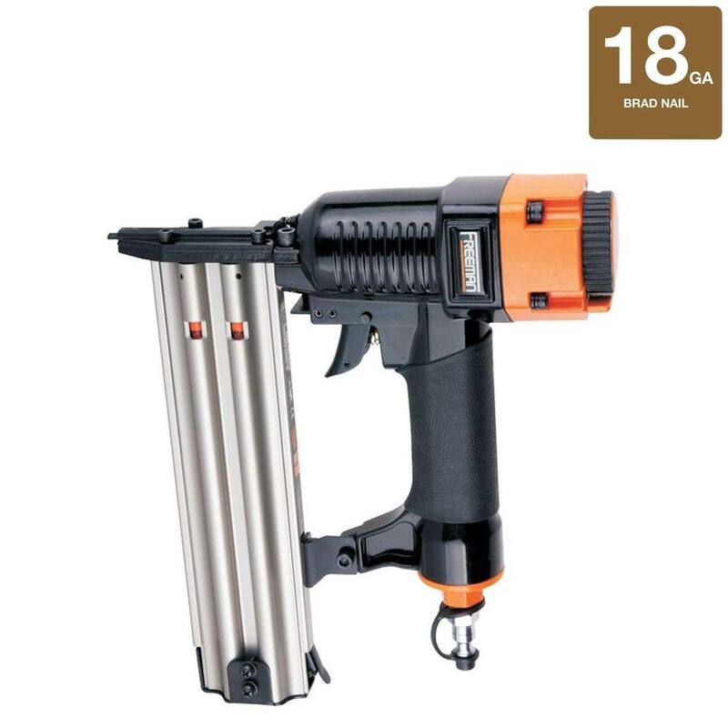 Kit combinado de clavadoras y engrapadoras neumáticas para armazones y acabados de Freeman con bolsa de lona y sujetadores (5 piezas) - P5FRFNFWSCB