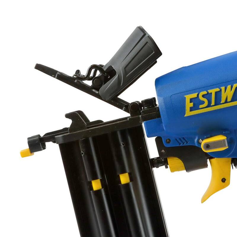 Clavadora neumática con cable de 18 calibre de 2 pulgadas de Estwing con gancho de cinturón de metal, accesorio giratorio industrial de 1/4 de pulgada NPT y bolsa - EBR50