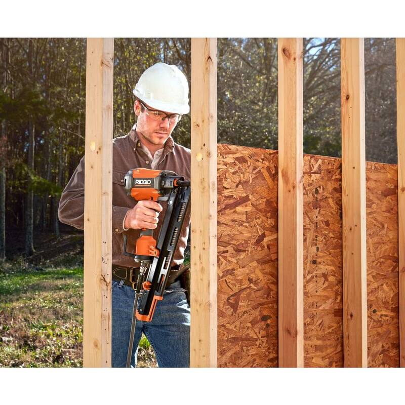 Clavadora neumática de cabezal redondo de 21 grados y 3-1/2 pulgadas RIDGID - R350RHF